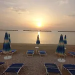 Πανσιόν Il Canto Del Mare & Porto SantʼElpidio