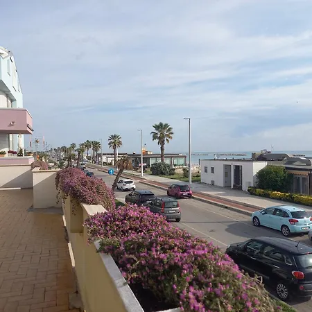 Il Canto Del Mare & Vendégház