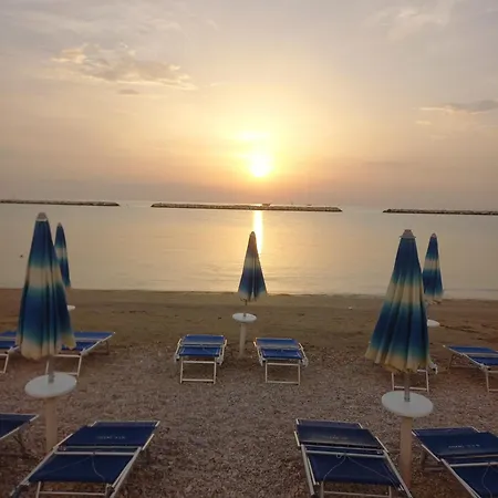 Pensjonat Il Canto Del Mare & Porto SantʼElpidio