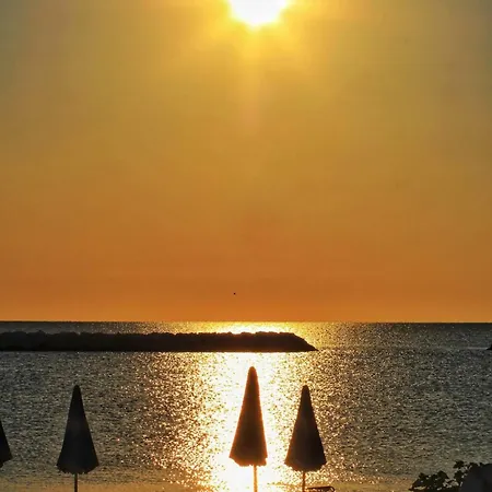 Il Canto Del Mare & Konukevi *