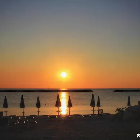 Il Canto Del Mare & Vendégház *