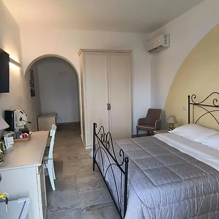 Il Canto Del Mare & Konukevi